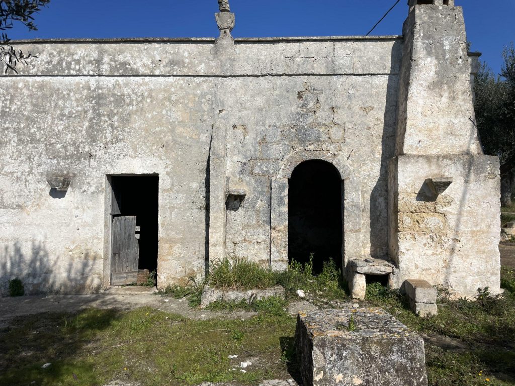 Authentic Stone Casale for Sale in San Vito dei Normanni, Apulia, Italy
