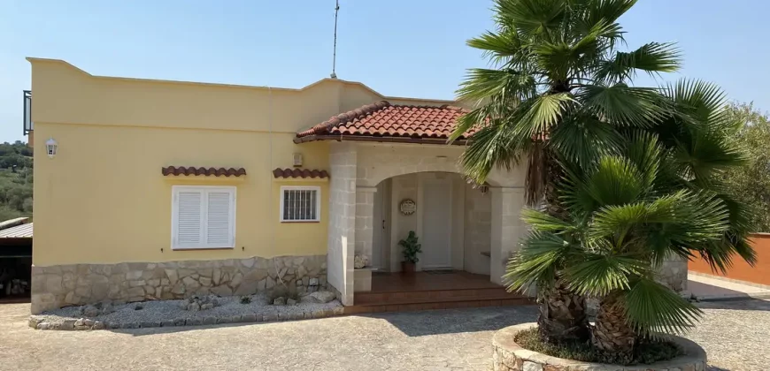 Villa in Ostuni with panoramic view for Sale