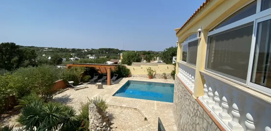 Villa in Ostuni with panoramic view for Sale