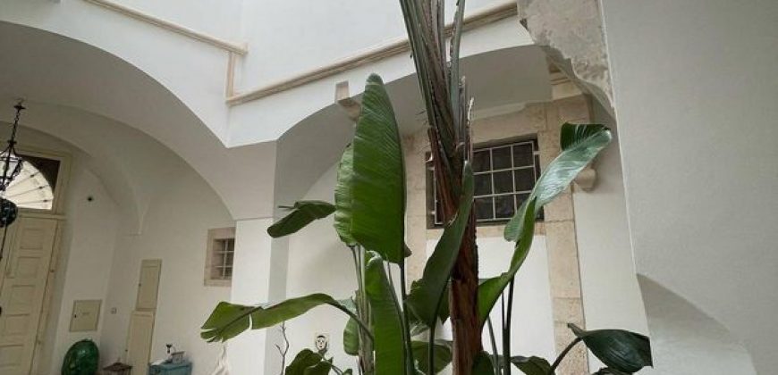 Palace for sale Martina Franca, Apulia