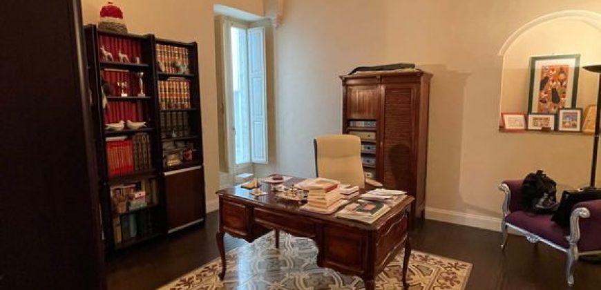 Palace for sale Martina Franca, Apulia