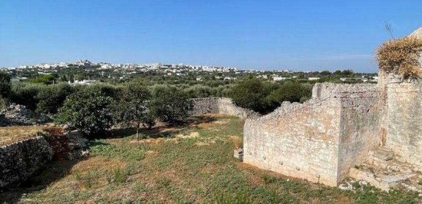 9 room exclusive farmhouse for sale in Ceglie Messapica, Italy