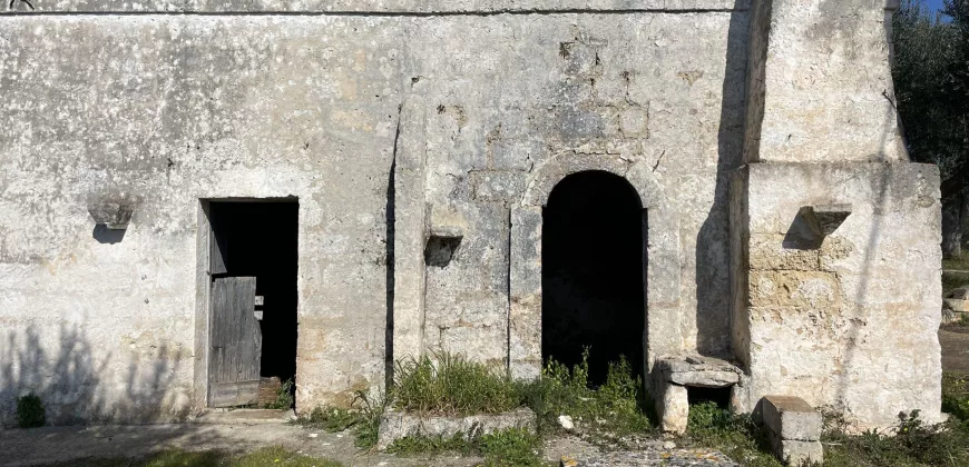 Beautiful historic Casale for sale