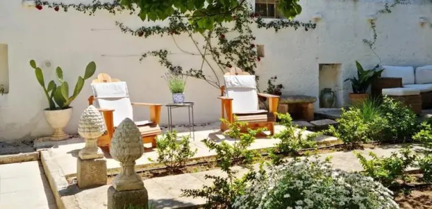 Palazzo for Sale, Ostuni