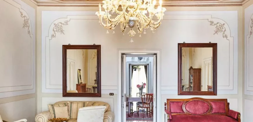 Palazzo for Sale, Ostuni