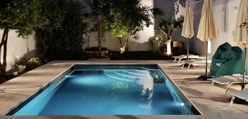 Palazzo for Sale, Ostuni