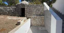 Villa Alda – Renovated Villa with Trulli in Cisternino