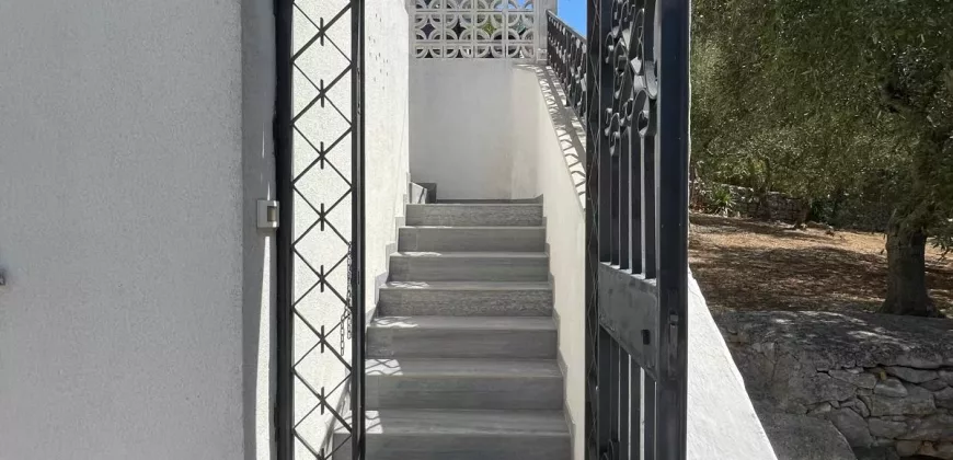 Villa Alda – Renovated Villa with Trulli in Cisternino