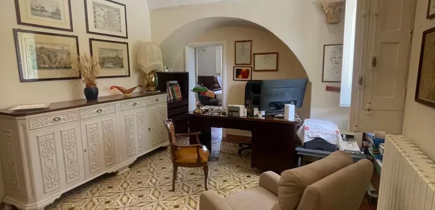 Masseria near Mesagne Center – Exceptional Investment Opportunity