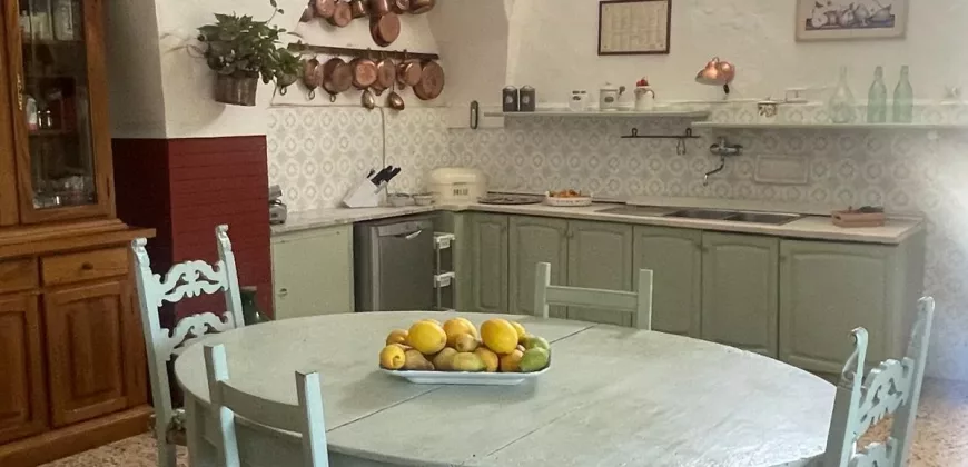 Masseria near Mesagne Center – Exceptional Investment Opportunity