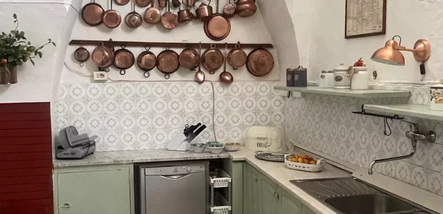 Masseria near Mesagne Center – Exceptional Investment Opportunity