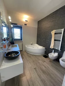 villa alda – renovated villa with trulli in cisternino