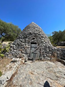 villa alda – renovated villa with trulli in cisternino