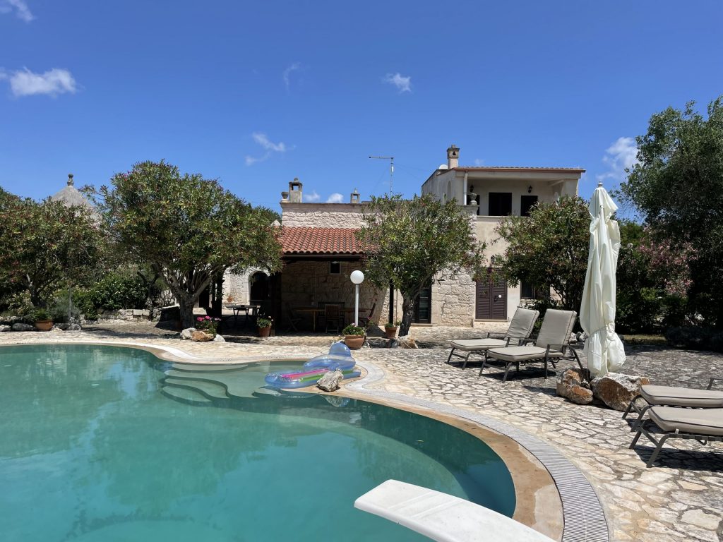 4 Bedroom Villa with Trullo for Sale