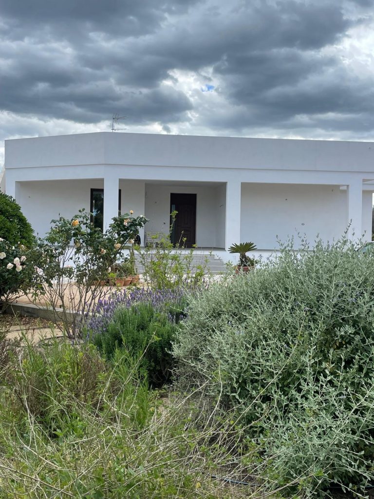 exquisite villa in mesagne for sale